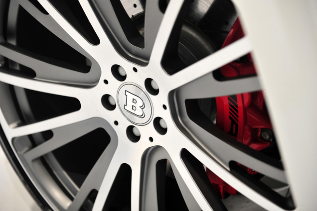 Brabus stampt 700 pk in twee SUV's!