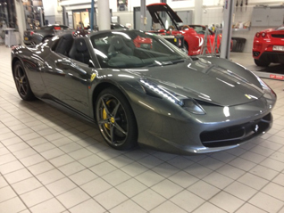 Ruime keuze Ferrari's bij Carstore B.V.