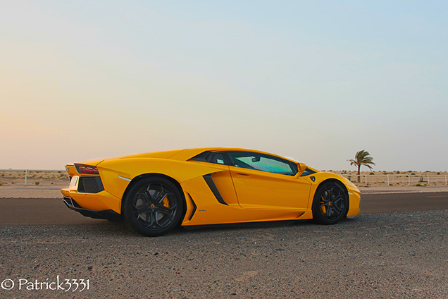 Special: desert run with a Lamborghini Aventador LP700-4