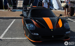 RRR-groep laat unieke Ferrari F50 zien in Cannes 