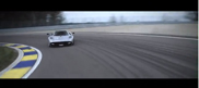 Pagani Huayra krijgt er van langs!