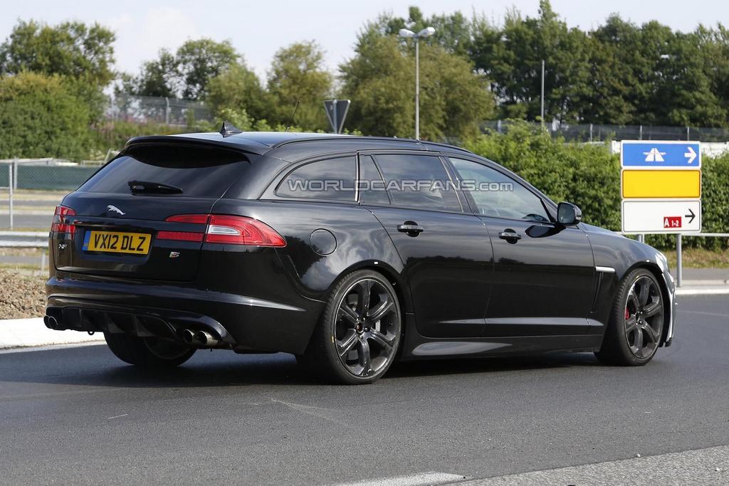 Jaguar XFR-S Sportbrake is bijna klaar voor de strijd 