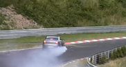 Jaguar XJ Ring taxi crasht tijdens touristenfahrten op Nürburgring