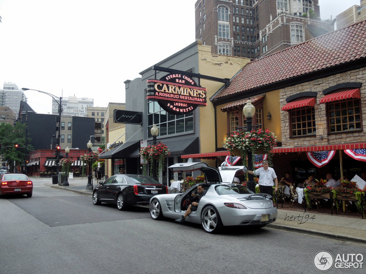Deze Mercedes-Benz SLS AMG is een echte Silberpfeil