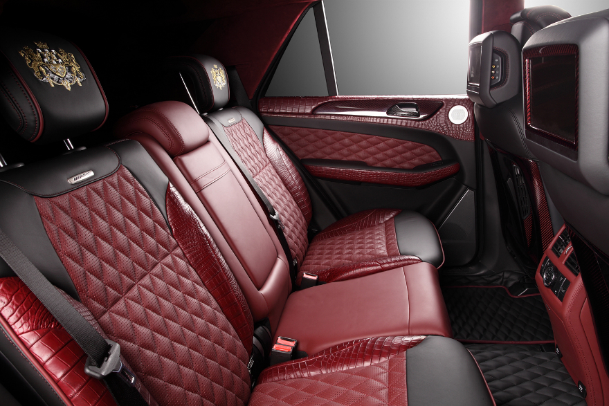 TopCar Inferno Deceptikon is full of crocodile leather