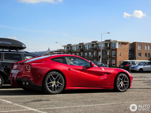 Spot van de dag: Ferrari F12berlinetta