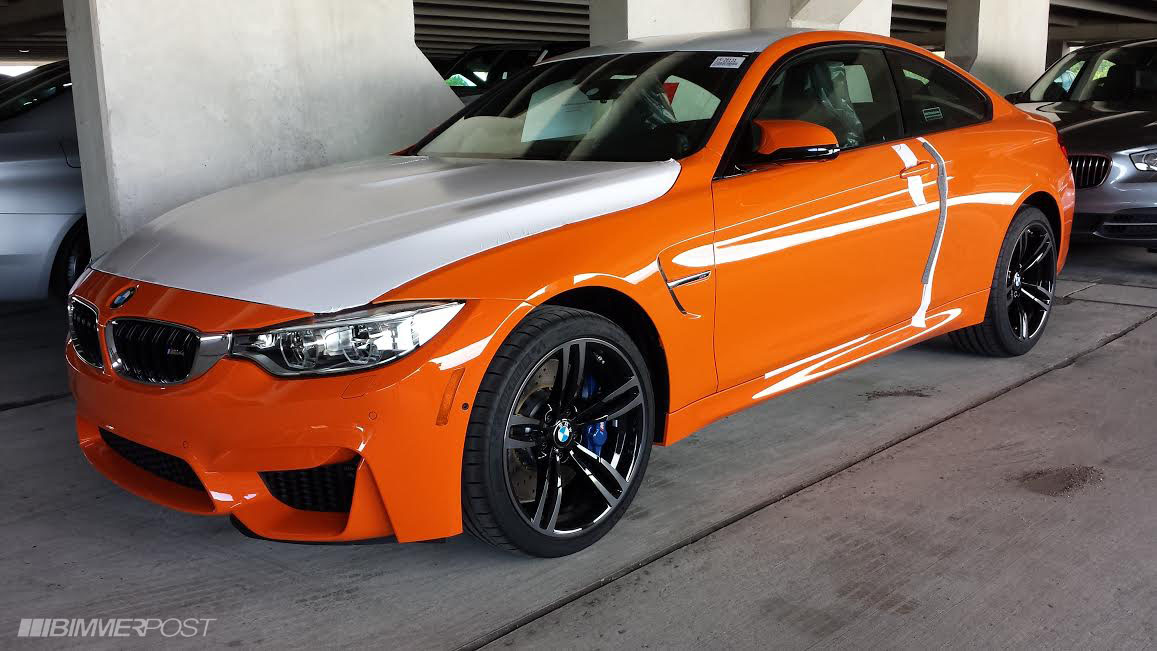 Eerste BMW M4 Coupé in Fire Orange gemaakt 