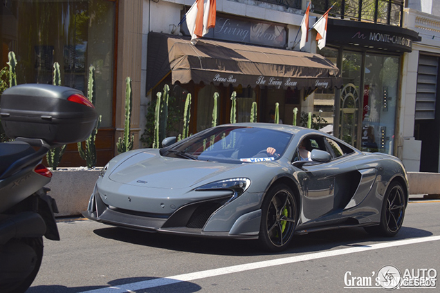 De aflevering van de 675LT is begonnen