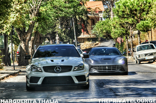 New The Private Lounge drive covered