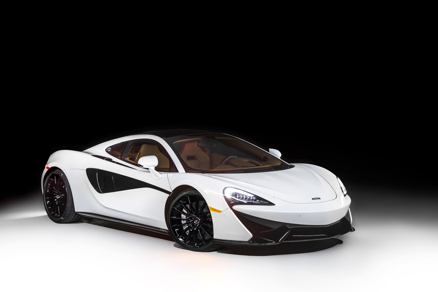 Trotseer de hitte met de McLaren 570GT by MSO Concept