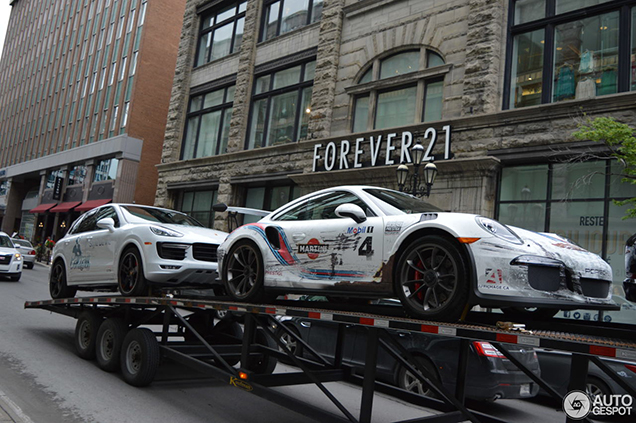 Porsche GT3 RS met 'schade' gespot