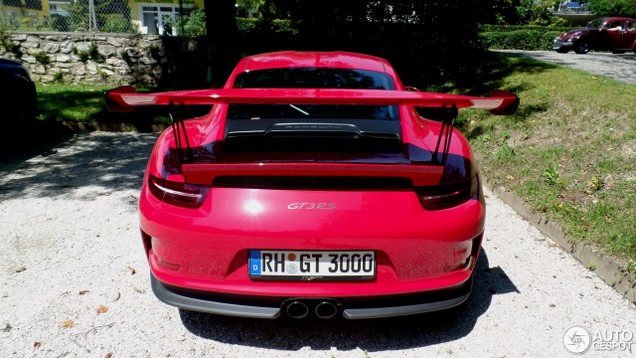 Knalrode Porsche 991 GT3 RS is heerlijk