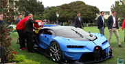 Filmpje: Bugatti Vision GranTurismo zit zonder benzine