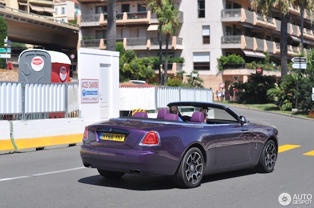 Voor het eerst gespot: Rolls-Royce Dawn Black Badge Edition