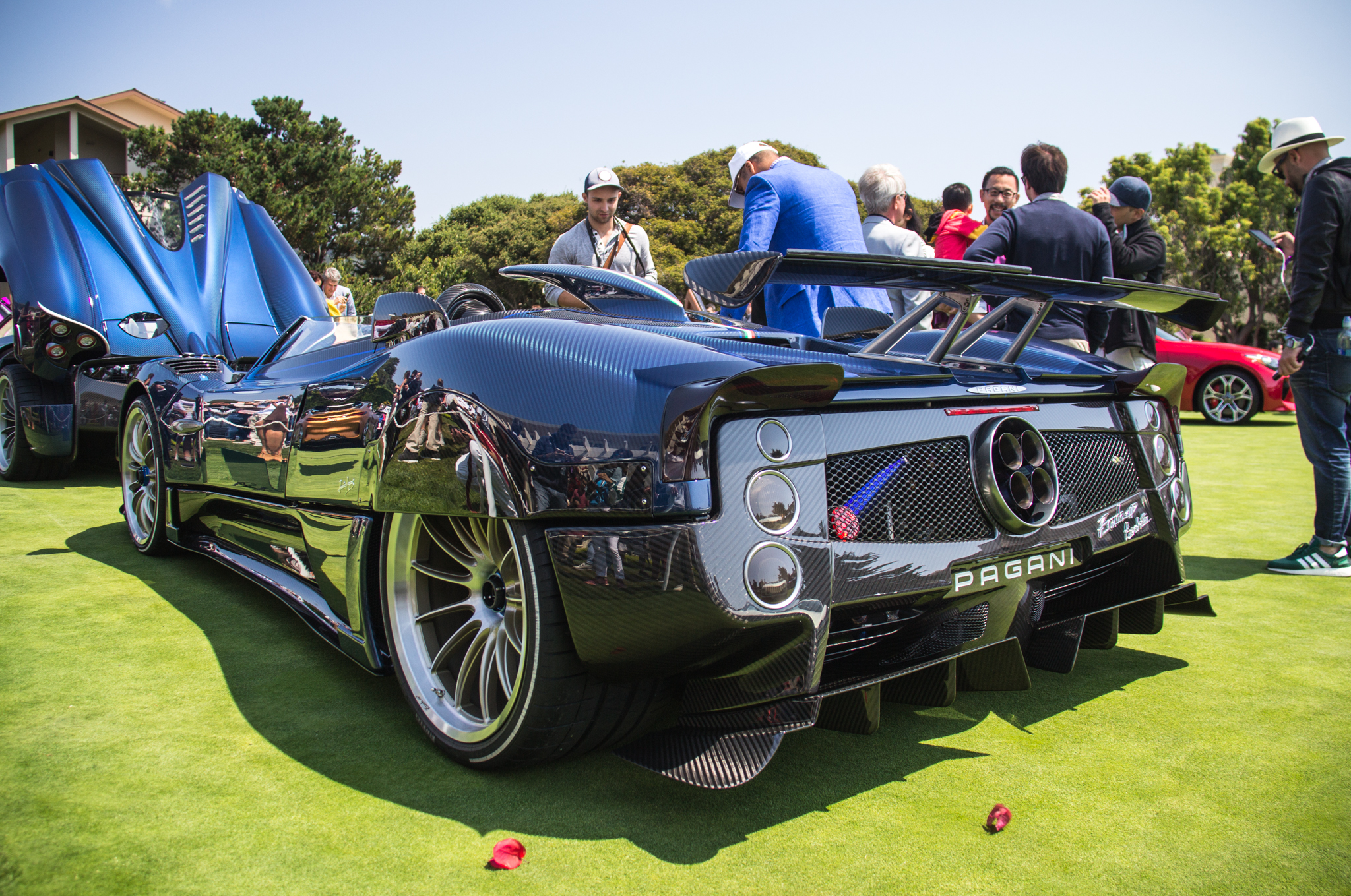 Onthuld op Pebble Beach: Pagani Zonda HP Barchetta