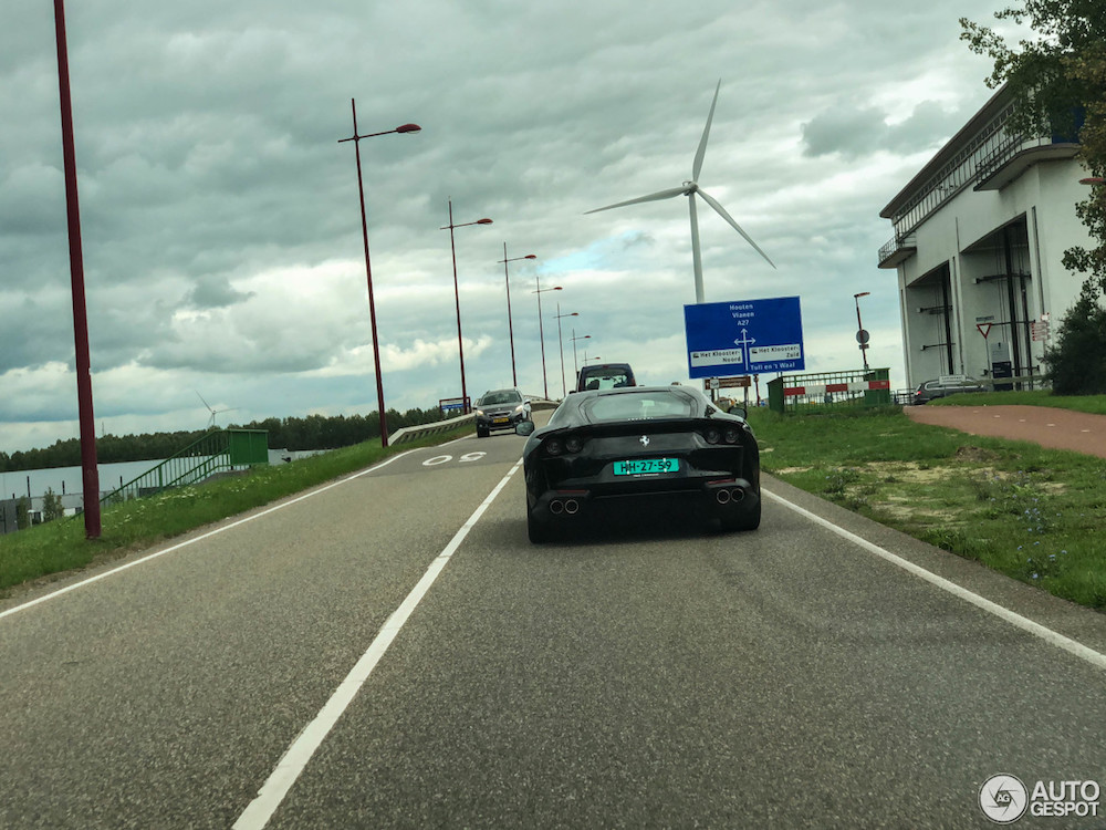 Spot van de dag: Ferrari 812 Superfast!