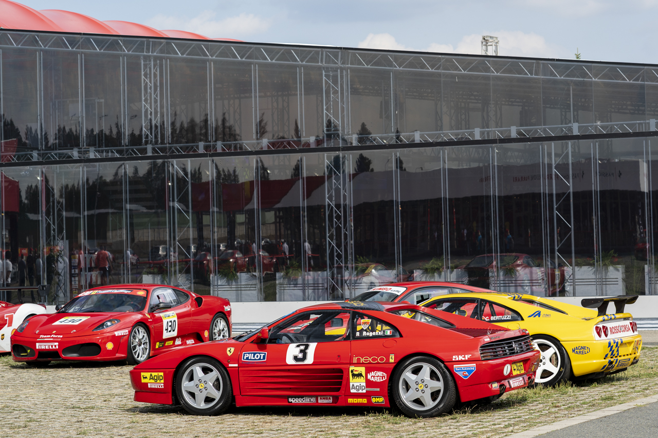 Evenement: Ferrari Challenge Europe op Brno