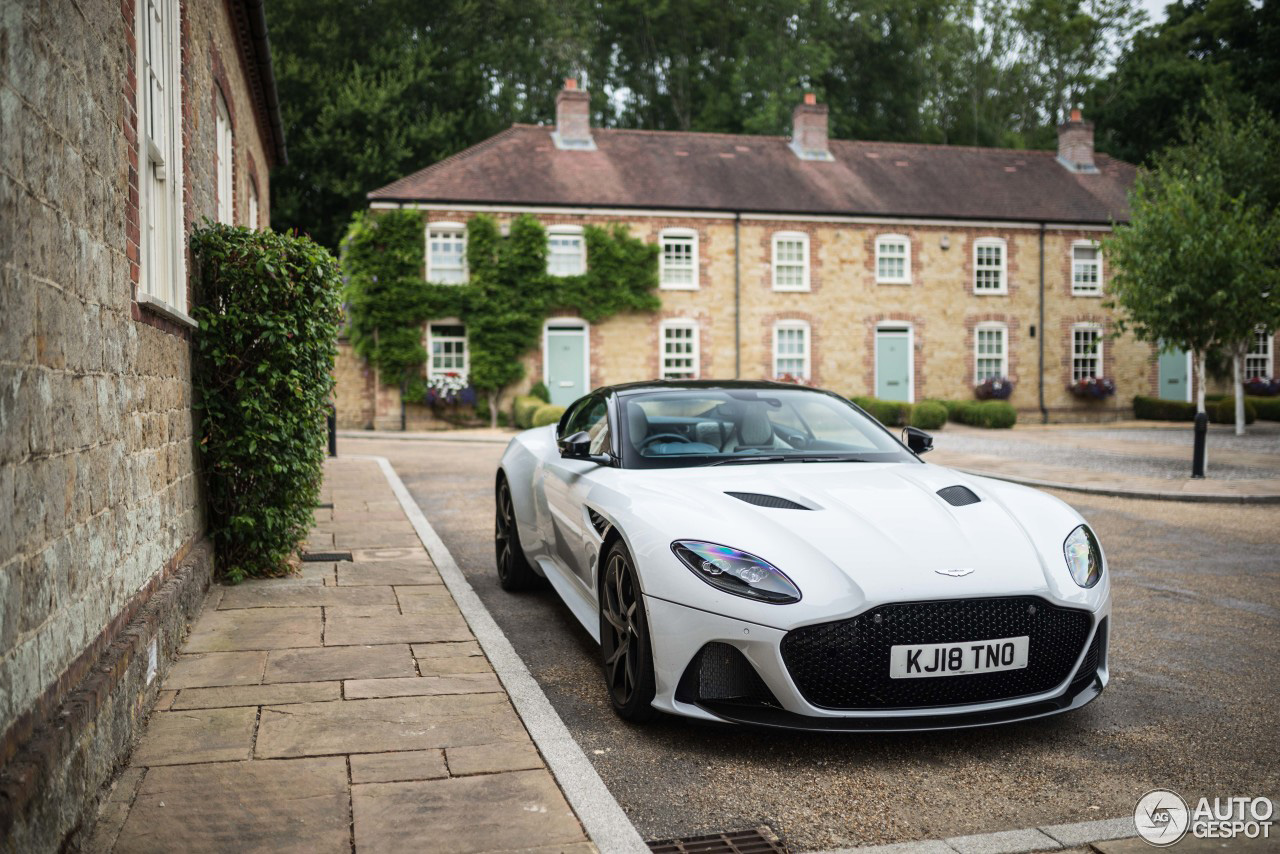 典型英国风味：阿斯顿马丁 DBS Superleggera