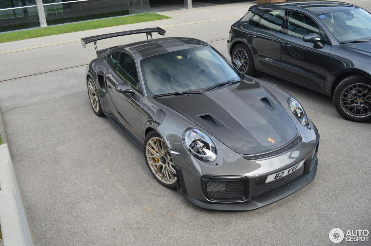 Vier nieuwe Porsches 991 GT2 RS Weissach Package gespot