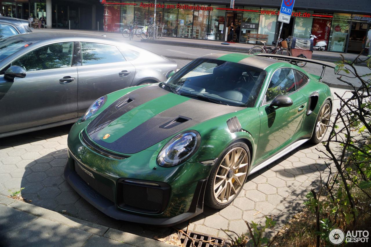 Vier nieuwe Porsches 991 GT2 RS Weissach Package gespot