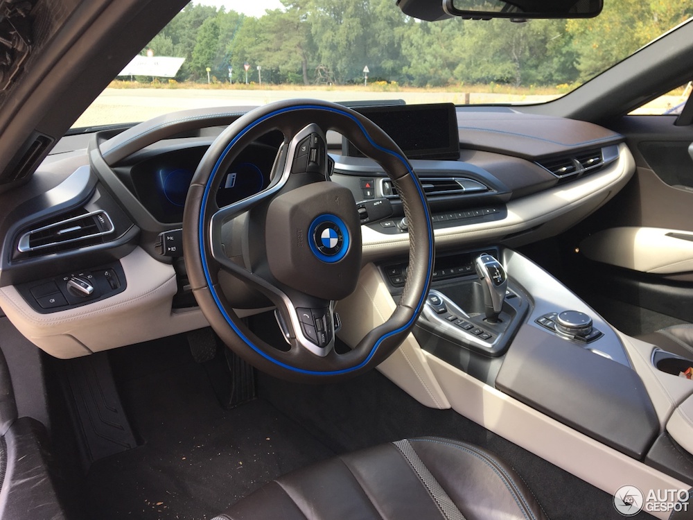 Spot van de dag: BMW i8
