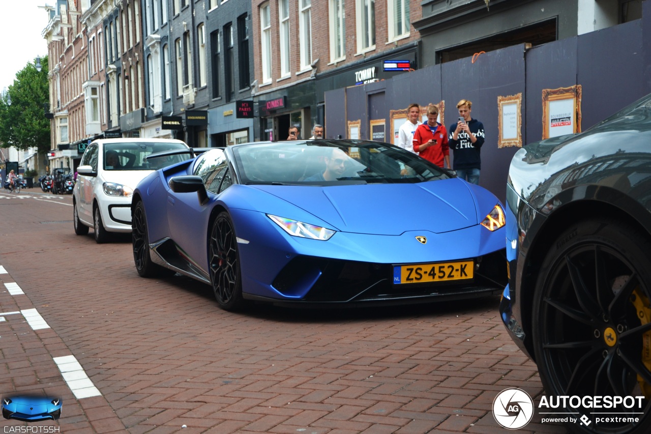 Alle Nederlandse Huracán Performante Spyders zijn gespot