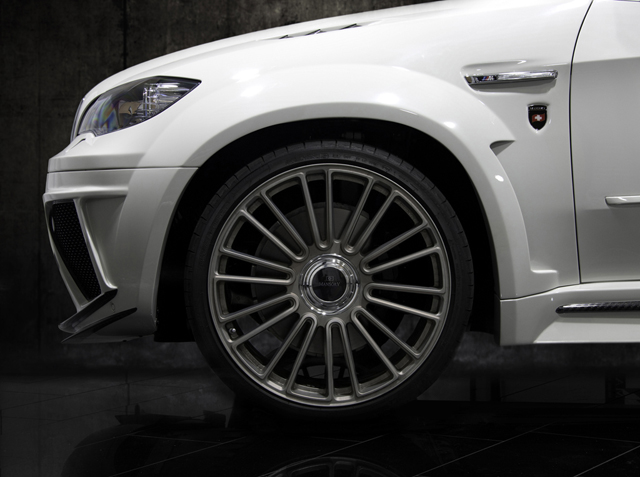 Eerste BMW door Mansory aangepakt