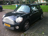 Autogespot op weg naar Parijs, volg live waar we zijn!