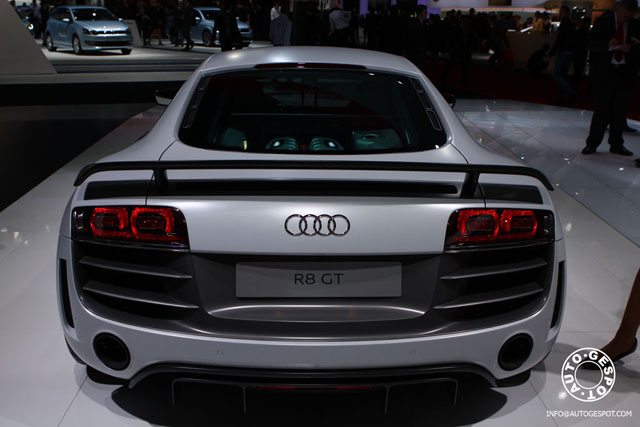 Paris Motor Show 2010: Audi R8 GT