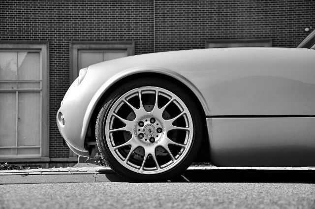 Fotoshoot: Wiesmann Roadster MF3