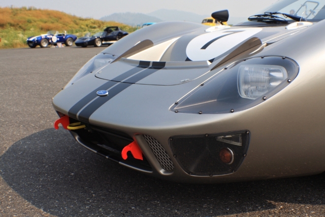 Fotoshoot: driemaal Ford GT 40