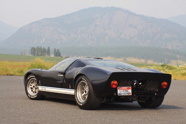 Fotoshoot: driemaal Ford GT 40