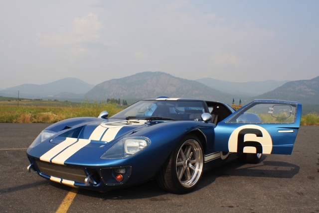 Fotoshoot: driemaal Ford GT 40