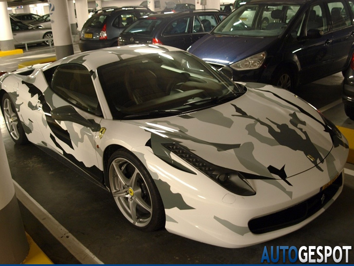 Spot van de dag: Ferrari 458 Italia met camo wrap