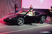 Onthulling Ferrari 458 Spider in Maranello