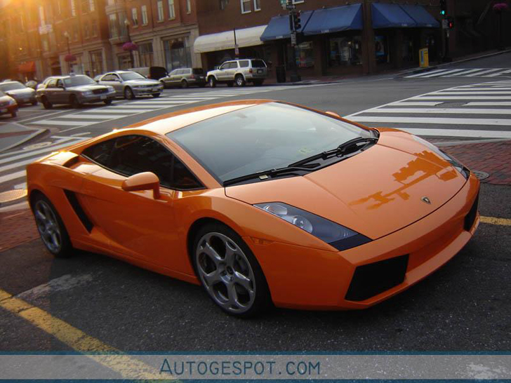 Alle kleuren van de regenboog: Lamborghini Gallardo