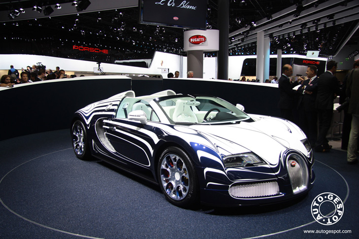 IAA 2011: Bugatti Veyron 16.4 L'or Blanc 