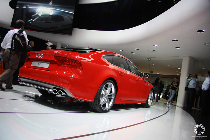 IAA 2011: Audi S7