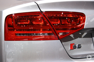 IAA 2011: Audi S8