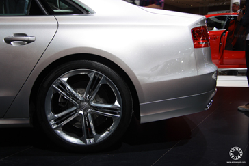 IAA 2011: Audi S8