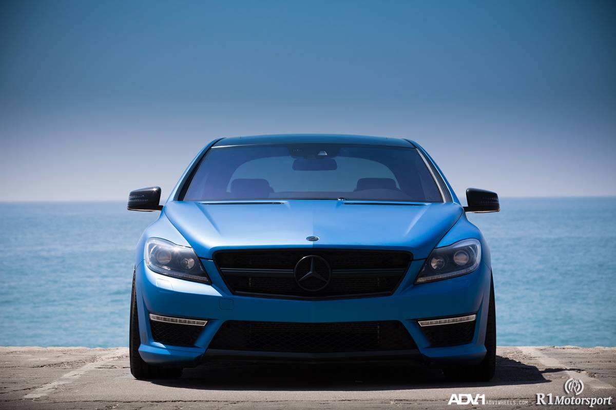 Absolute topper op ADV.1 : Mercedes-Benz CL 63 AMG in matblauw