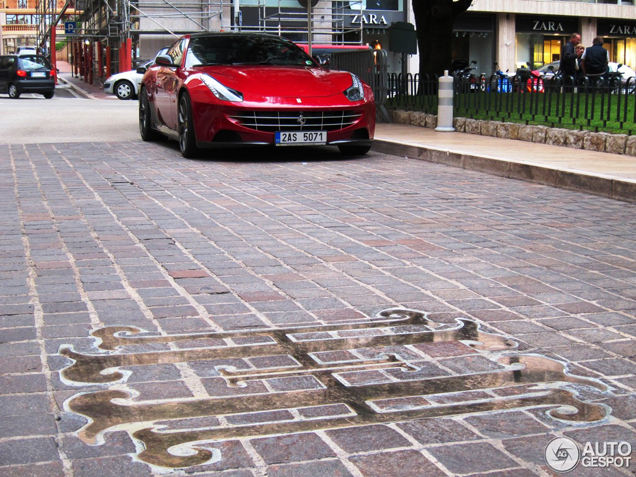 Primeur gespot: Ferrari FF volgens Novitec Rosso