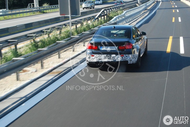 BMW M3 F80 al testend vastgelegd