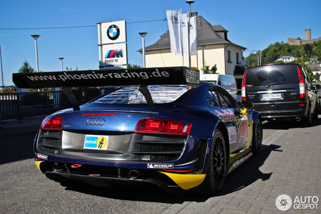 Alleen mogelijk bij de Nürburgring: Audi R8 GT3 LMS op de straat gespot