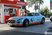 Another car in Gulf-lively, but now a rather fast one
