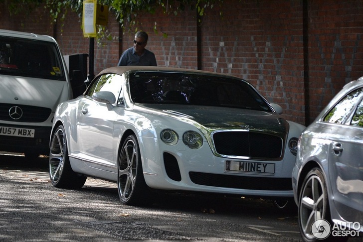Net een beetje te? Getunede Bentley Continental Supersports Convertible in Londen