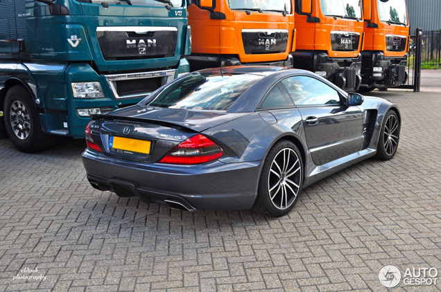Heerlijkheid van de dag: Mercedes-Benz SL 65 AMG Black Series!