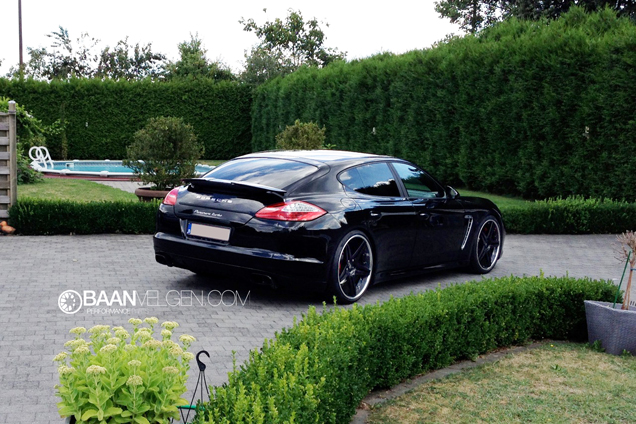 Porsche Panamera met Vorsteiner VS-320 22 inch velgen