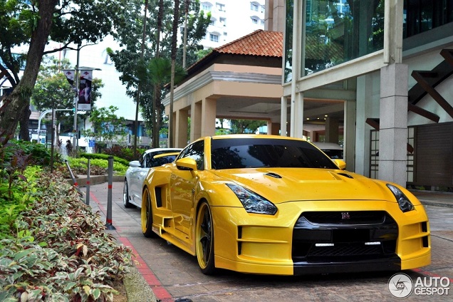 Mysterious Nissan GT-R spotted in Singapore!