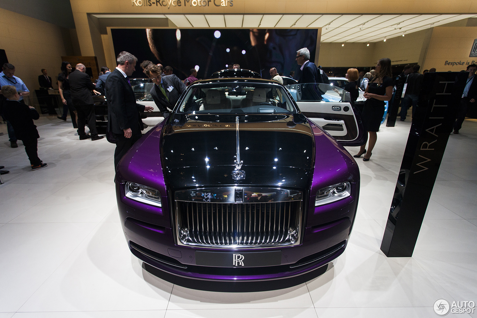 IAA 2013: Rolls-Royce Ghost Alpine Trial & Bespoke Wraith 